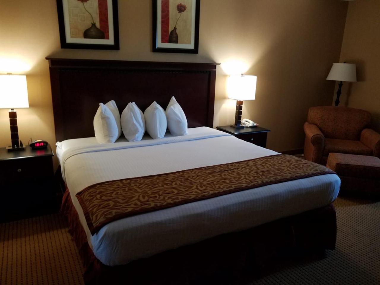 Hotel Lincoln Inn On Route 66 And Near I-55 Ngoại thất bức ảnh